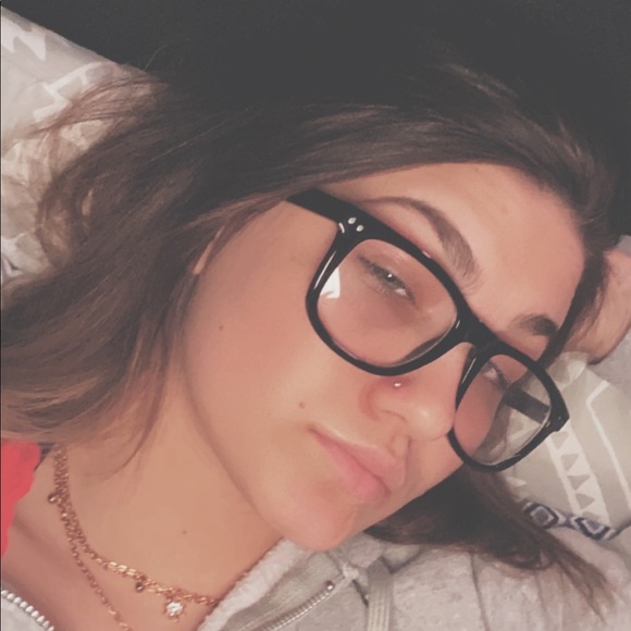 Meet your Posher, Aaliyah - Picture 8 of 8